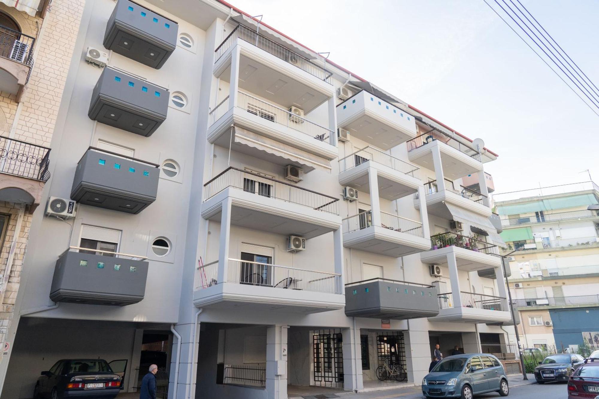 The Whole Packet B1 Center With Parking Apartman Lárisza Kültér fotó